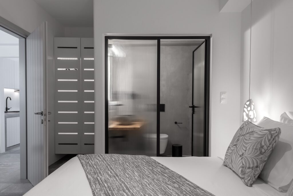 Manesis in Milos Bentonite Suite 03