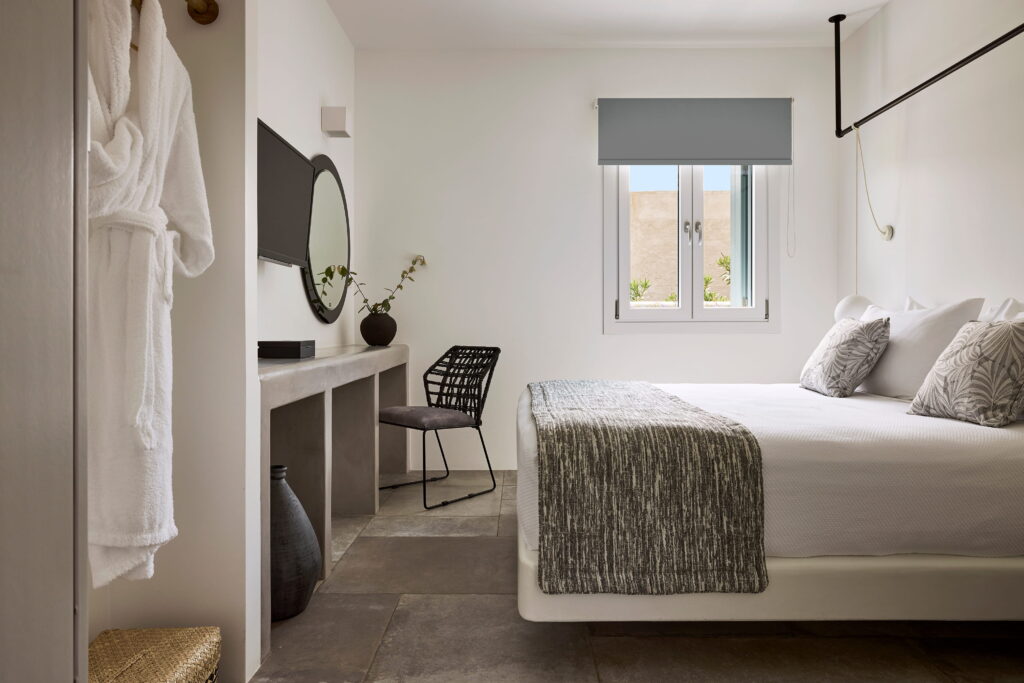 Manesis Suites in Milos Barite Suite 4