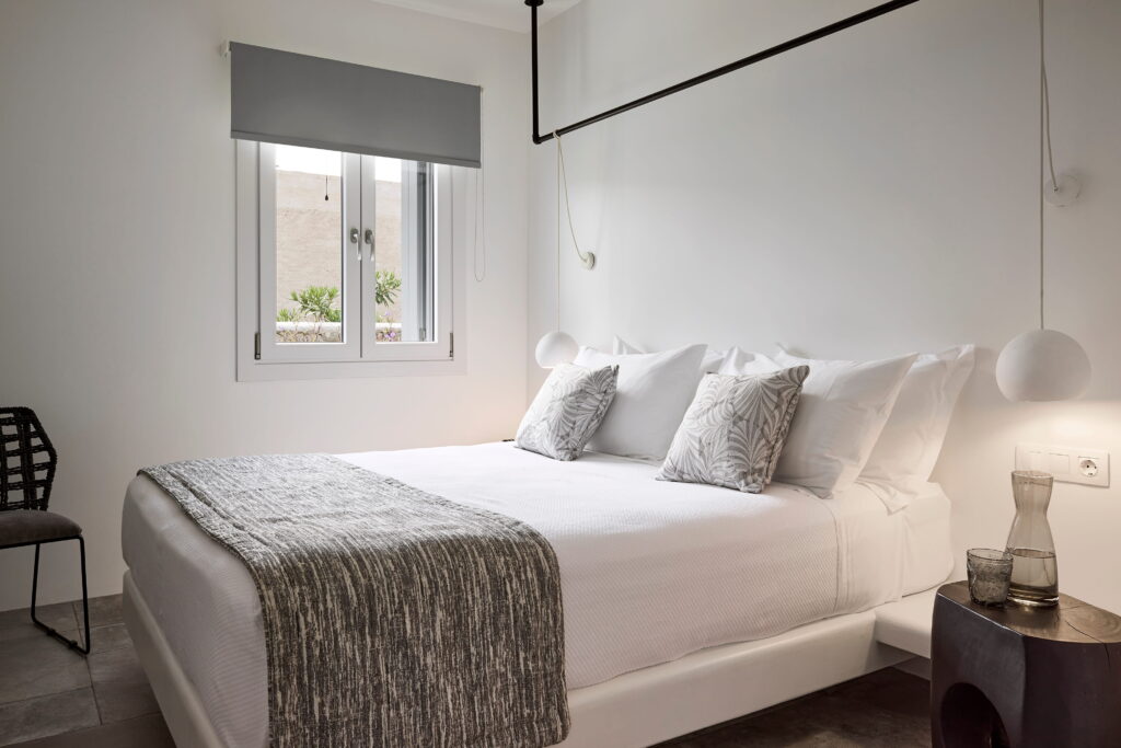 Manesis Suites in Milos Barite Suite 5