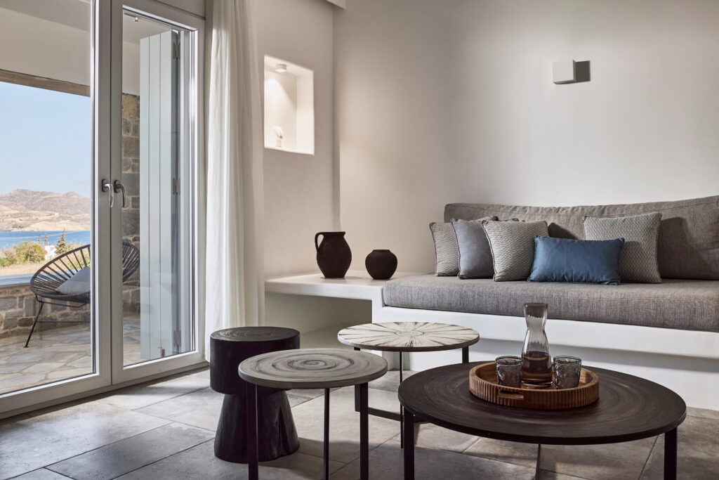 Manesis Suites in Milos Bentonite Suite 02
