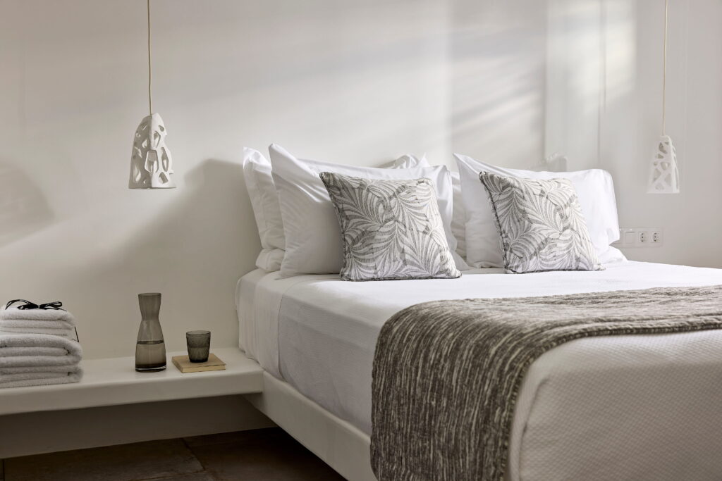 Manesis Suites in Milos Bentonite Suite 06