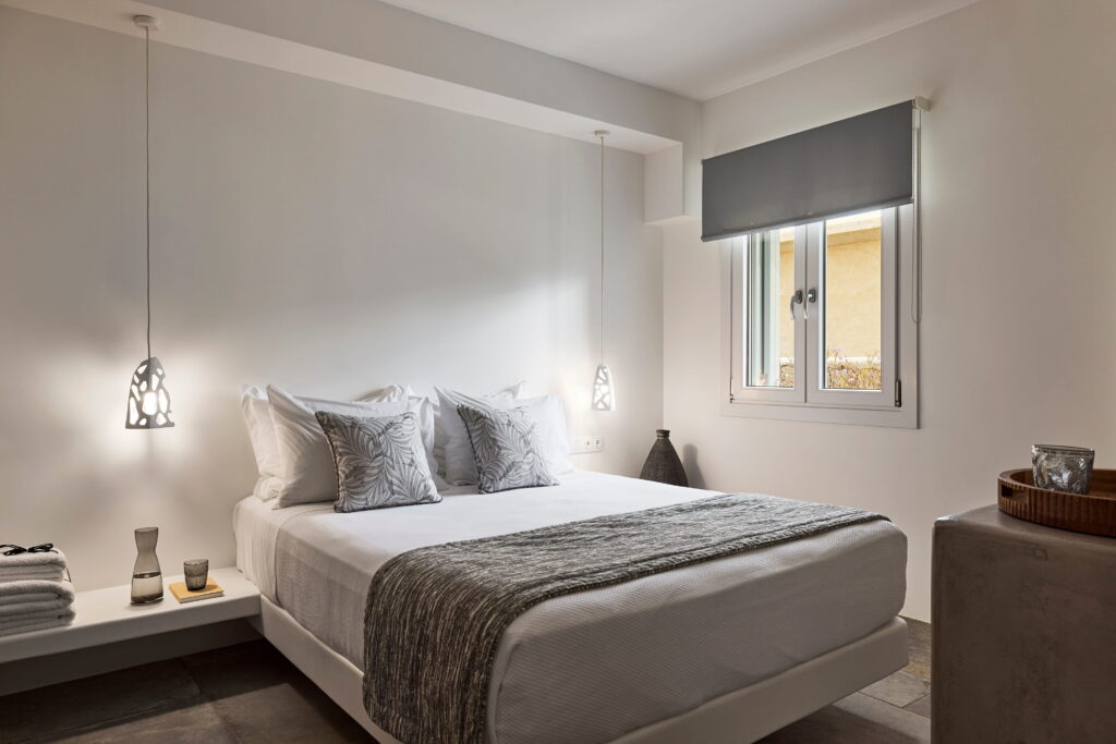 Manesis Suites in Milos Bentonite Suite 07